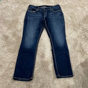 BNWOT!  Suki straight leg jeans
